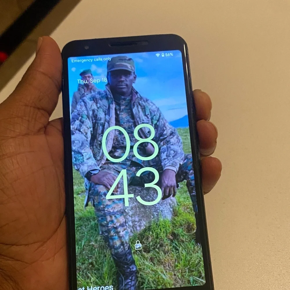 Pixley Midnight Black Smartphone